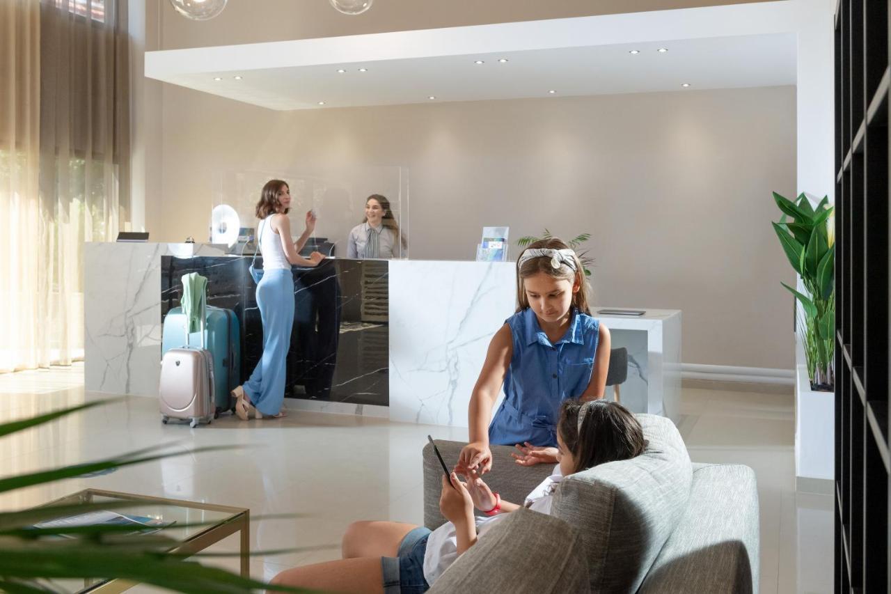 Hotel Simeon Metamórfoszi Kültér fotó