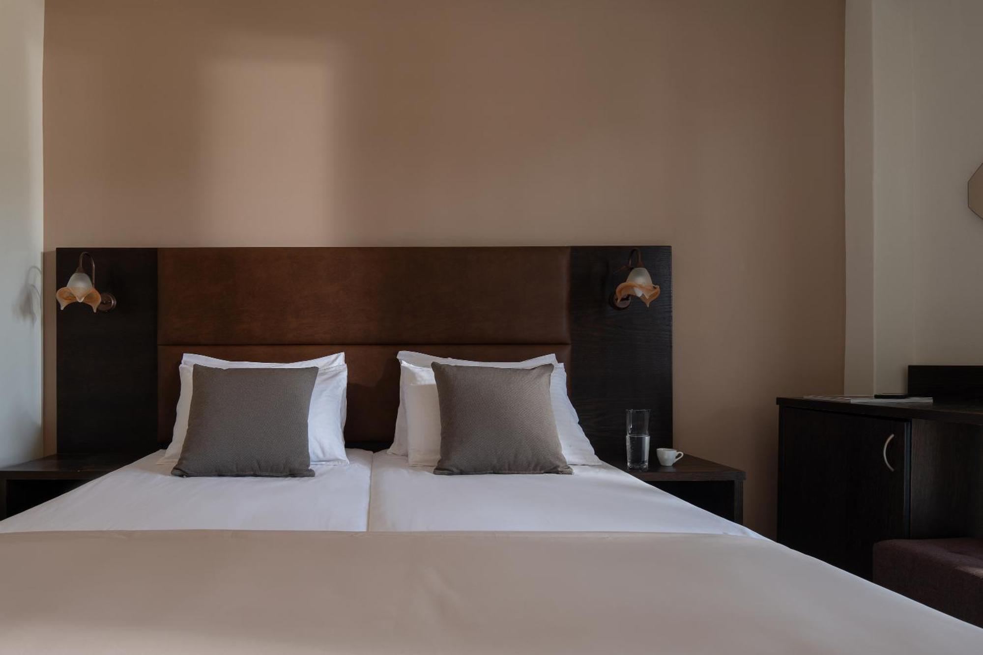 Hotel Simeon Metamórfoszi Kültér fotó