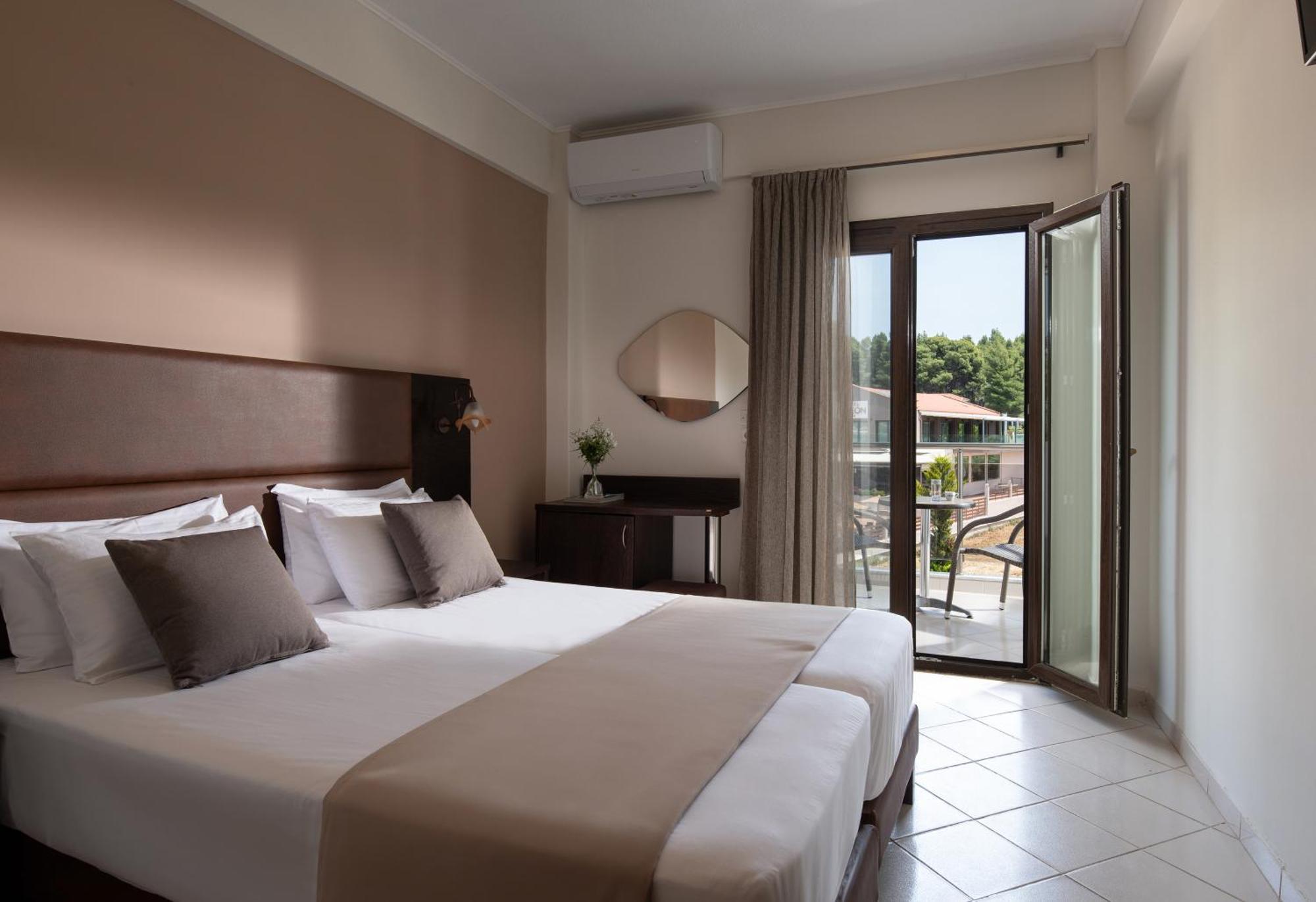 Hotel Simeon Metamórfoszi Kültér fotó